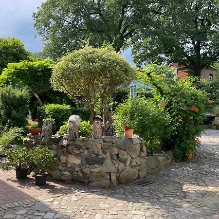 Apartment Fewo An Der Wublitz Leest